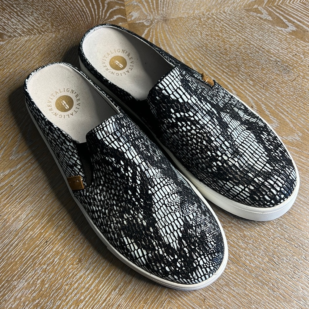 REVITALIGN Snake Print Mule Sneakers 8.5